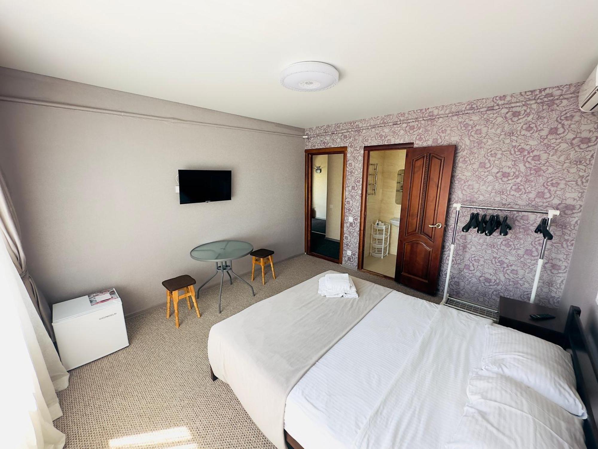 Bulgary House Hotel Kryzhanivka Eksteriør billede
